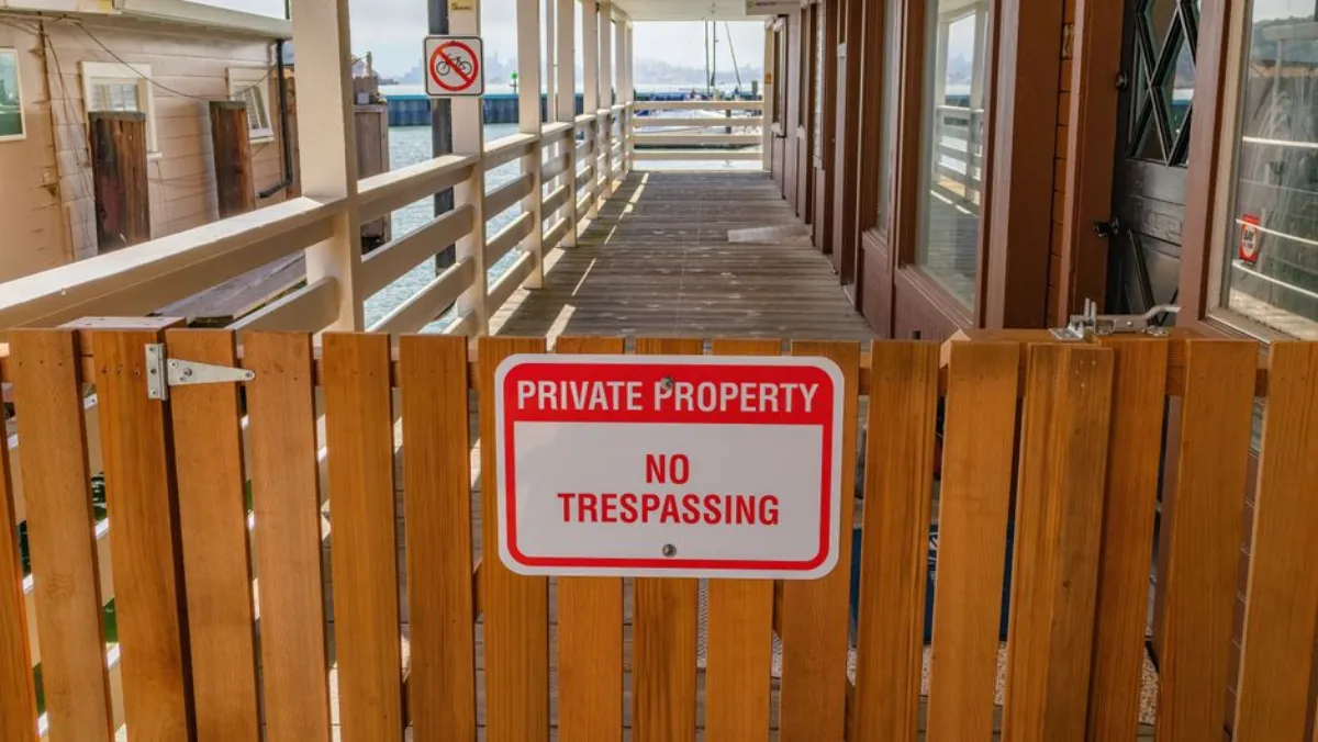 privacy warning